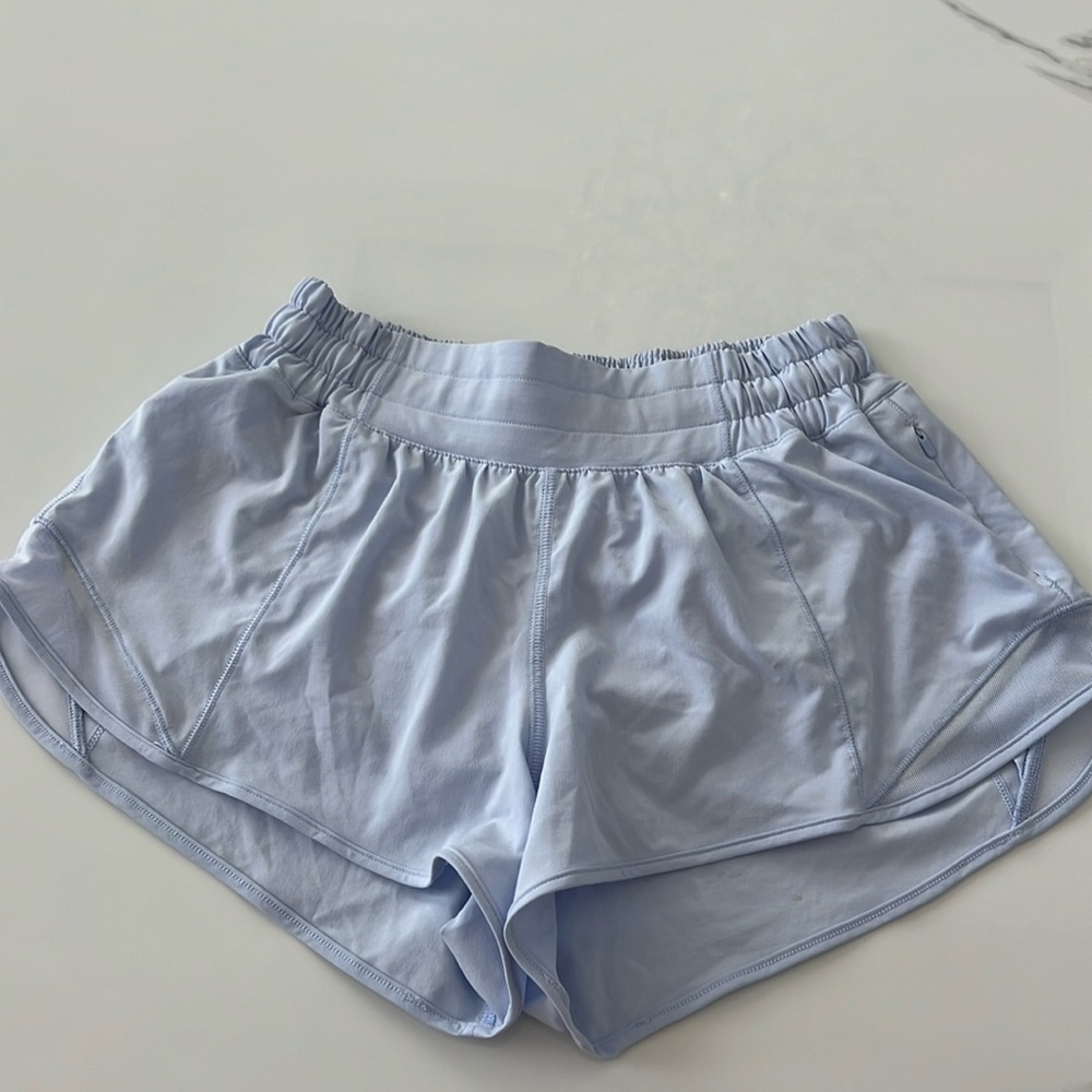 Lululemon Size 4 Hotty Hot Short